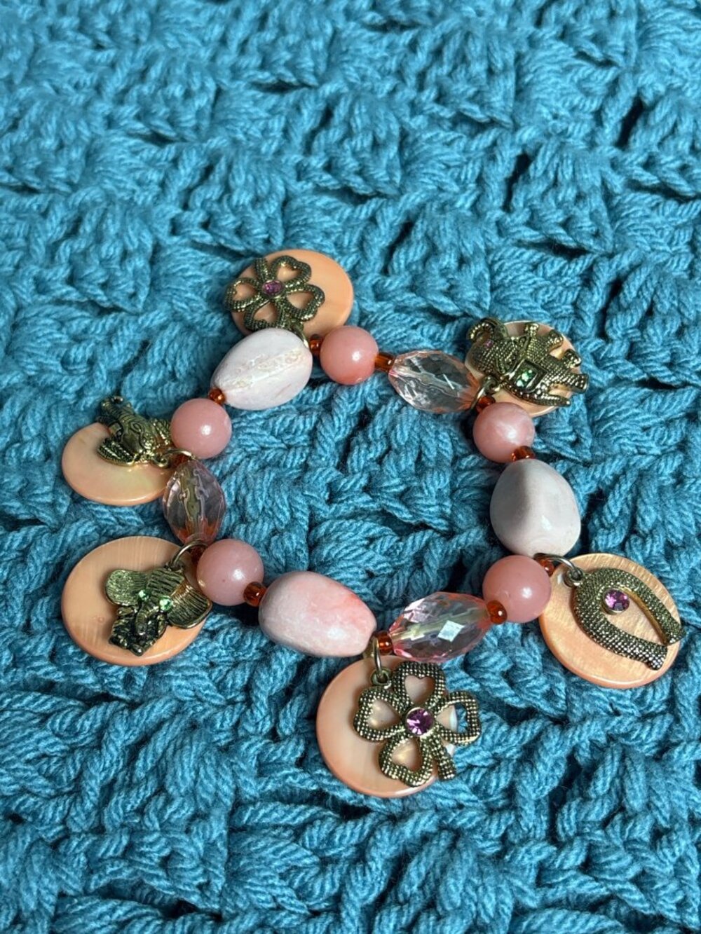 Plastic Beaded Shell Stretchy Charm Bracelet Elephants Clover Horseshoe Lucky